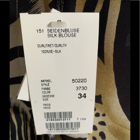 “HOST PICK” Vintage Escada Silk Blouse - Picture 3 of 3
